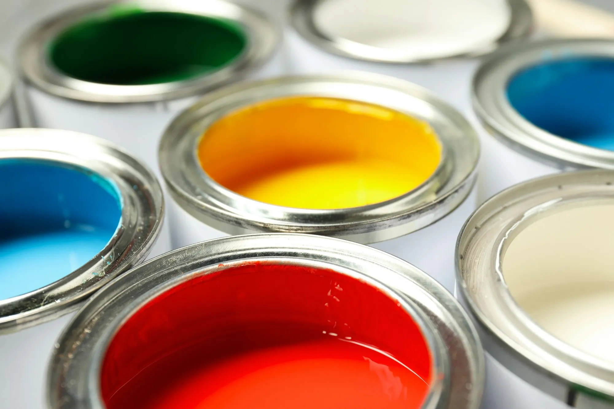 How Is Iron Oxide Red Used in Concrete, Coatings, and Plastics